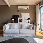 The Mouzinho Penthouse Διαμέρισμα